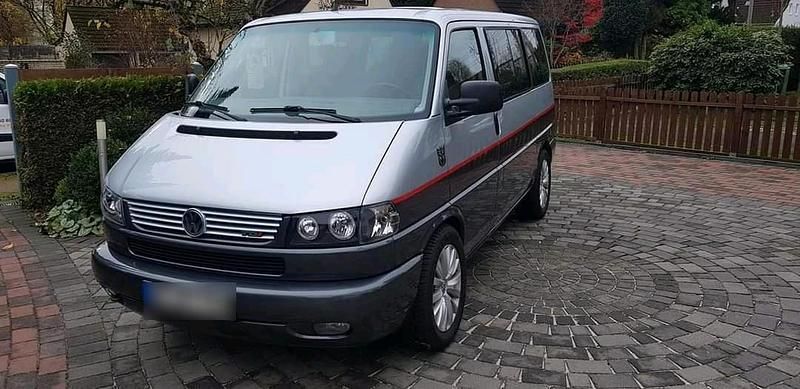 Używany VW Caravelle 151 KM (111 kW) 2001 Srebrny Van