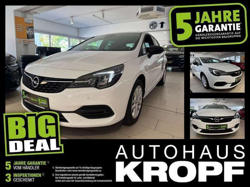 Schneeweiss/summitwhite/arctic Gebraucht 2021 Opel Astra Edition Limousine | 15.990 € (Fairer Preis) - Bild 1/4