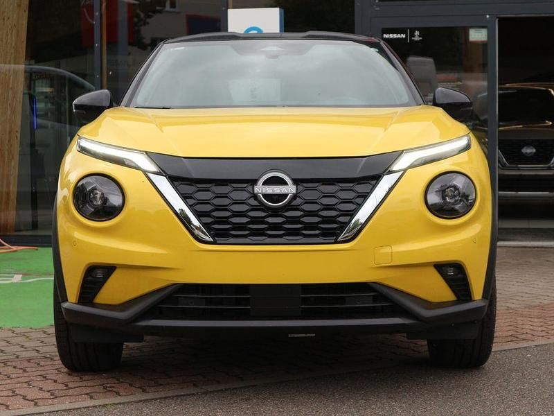 Neu Nissan Juke 143 PS (105 kW) 2025 Iconic yellow/ black SUV