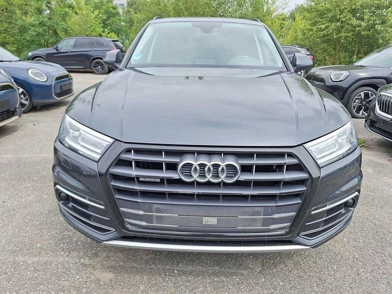 Grau Gebraucht 2017 Audi Q5 Sport SUV | 25.490 € (Etwas zu teuer) - Bild 1/4