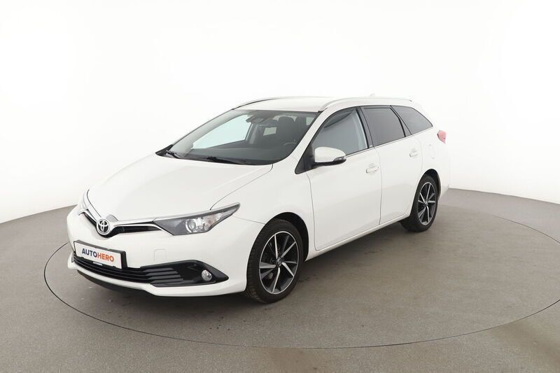 Weiß Gebraucht 2017 Toyota Auris Touring Sports Edition-S Kombi | 12.890 € (Fairer Preis) - Bild 1/4