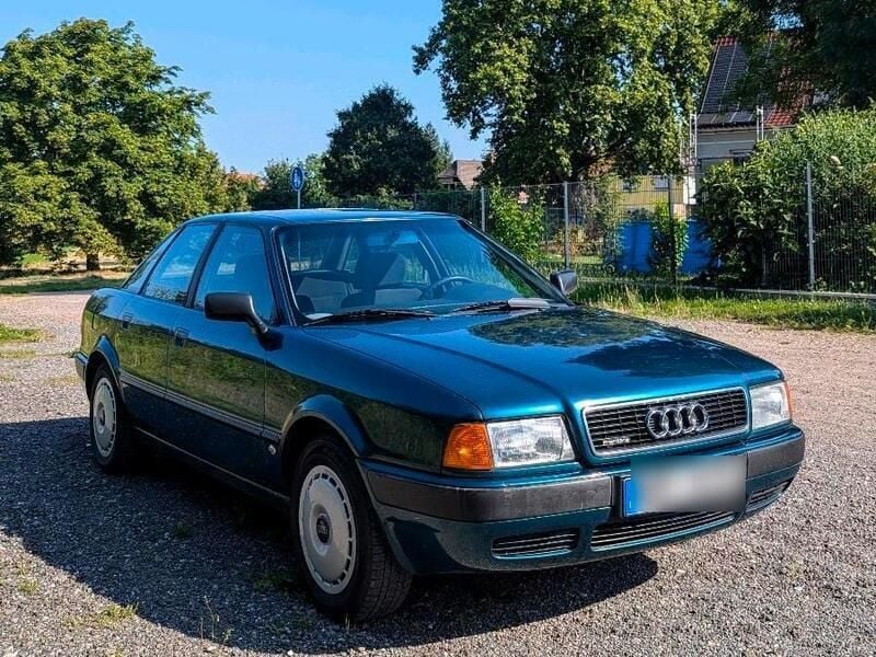 Grün Gebraucht 1993 Audi 80 Limousine | 1.250 € - Bild 1/4