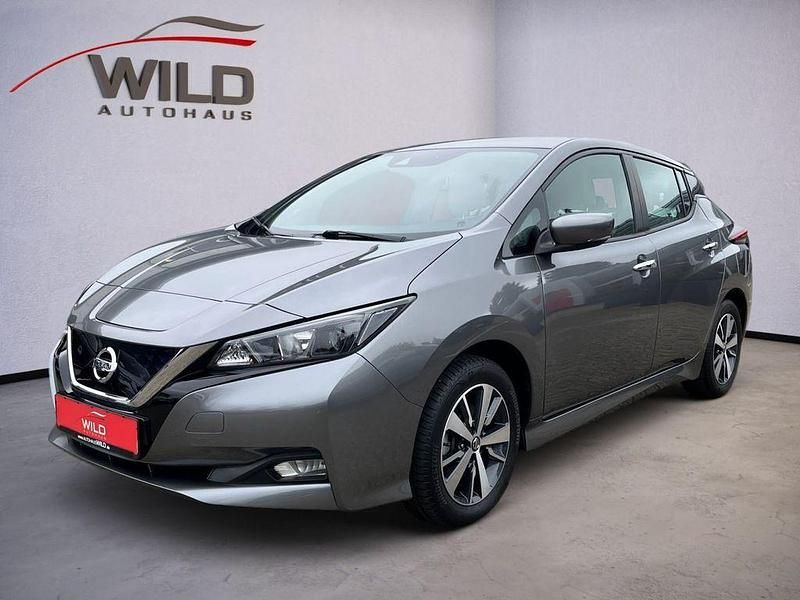 Gebraucht Nissan Leaf Acenta 110 kW (150 PS) 2021 Grau Kleinwagen