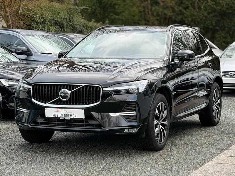 Gebraucht Volvo XC60 Core 197 PS (144 kW) 2023 Black stone SUV