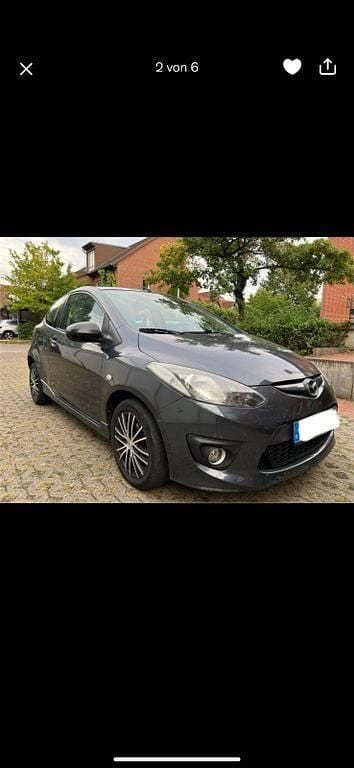 Grau Gebraucht 2009 Mazda 2 Inclusive Limousine | 2.299 € (Superpreis) - Bild 1/4