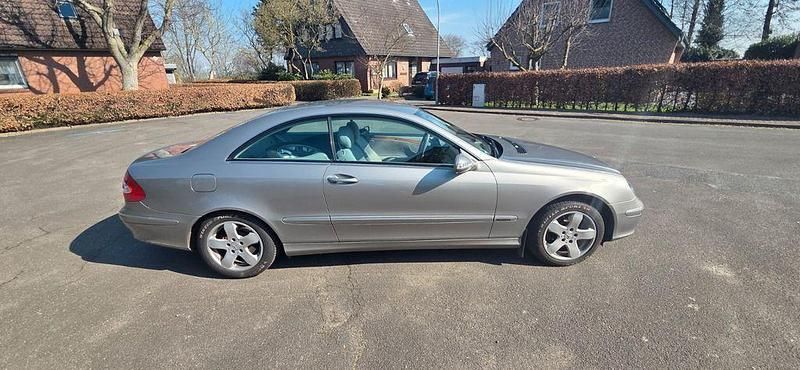 Gebraucht Mercedes CLK240 Elegance 170 PS (125 kW) 2004 Grau