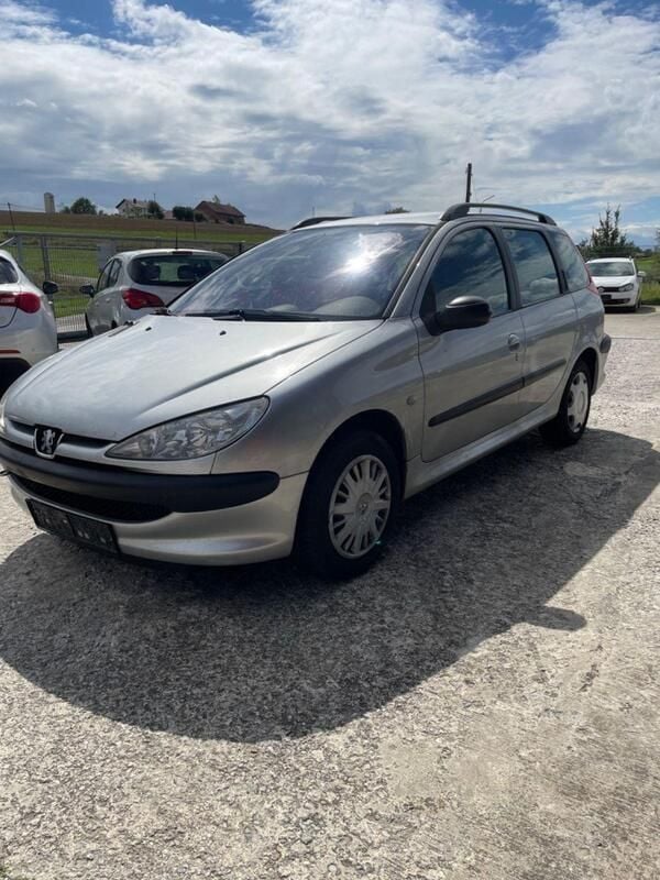 Gebraucht Peugeot 206 Filou 75 PS (55 kW) 2003 Grau Kombi