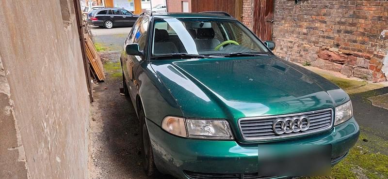 Gebraucht Audi A4 101 PS (74 kW) 1997 Grün Kombi