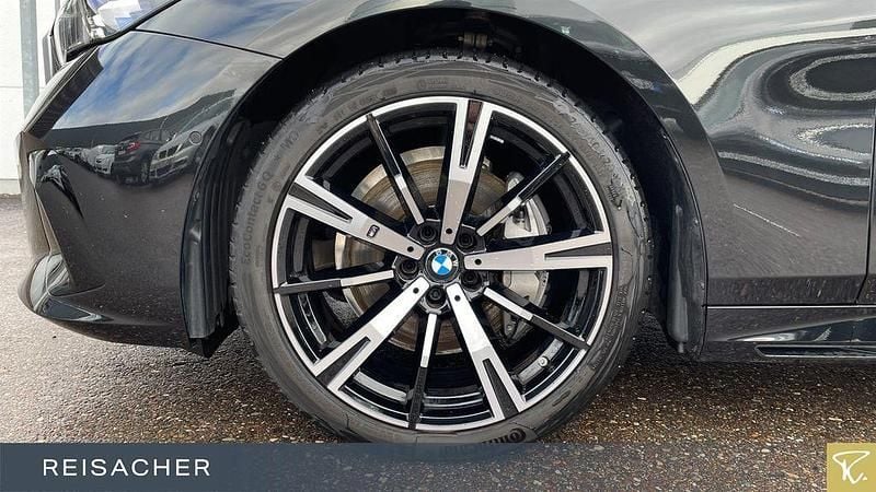 Gebraucht BMW 540 M Sport 303 PS (222 kW) 2025 Schwarz Limousine