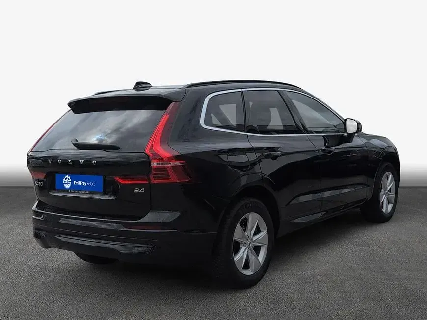 Gebraucht Volvo XC60 145 PS (106 kW) 2024 SUV