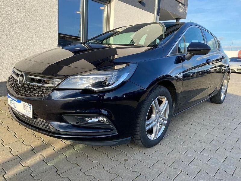 Gebraucht Opel Astra 136 PS (100 kW) 2019 Schwarz Limousine
