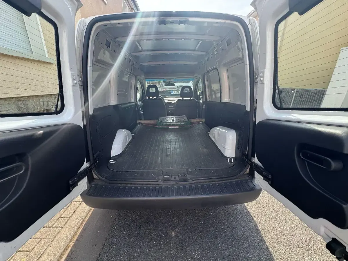 Occasion Opel Combo 75 ch (55 kW) 2011 Blanc Monospace