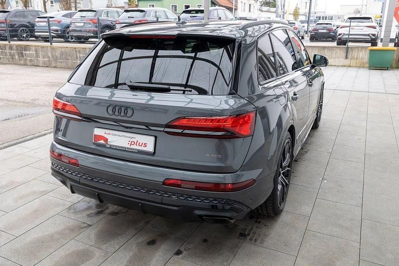 Gebraucht Audi Q7 S-Line 286 PS (210 kW) 2025 Daytonagrau perleffekt SUV