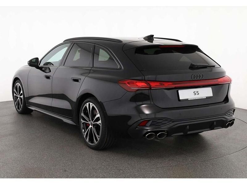Neu Audi S5 S-Line 367 PS (269 kW) 2025 Schwarz Kombi