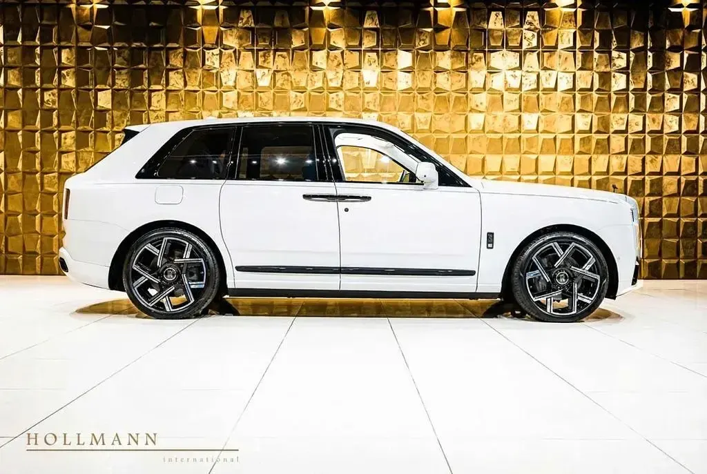 Neu Rolls Royce Cullinan 544 PS (400 kW) 2026 Weiß SUV