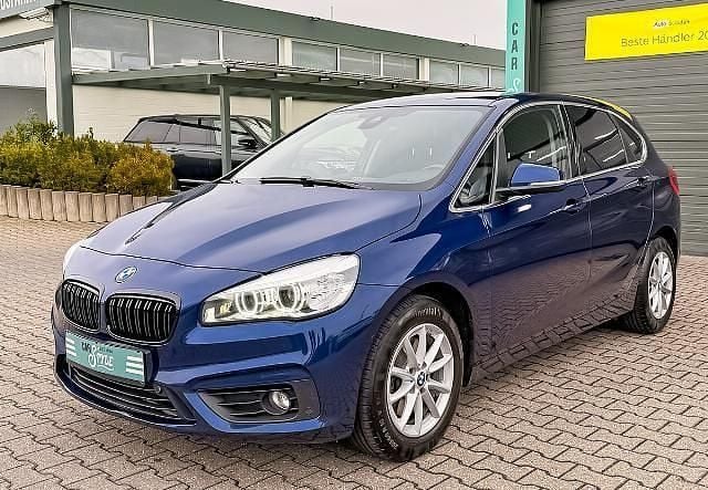 Blau Gebraucht 2016 BMW 220 Active Tourer Advantage Van / Kleinbus | 13.890 € (Fairer Preis) - Bild 1/4
