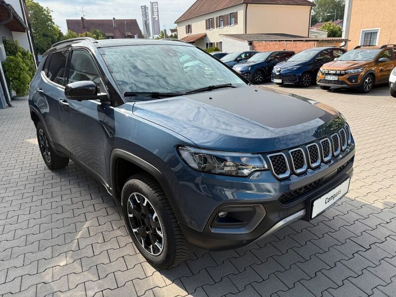 Gebraucht Jeep Compass 239 PS (175 kW) 2024 Blau SUV