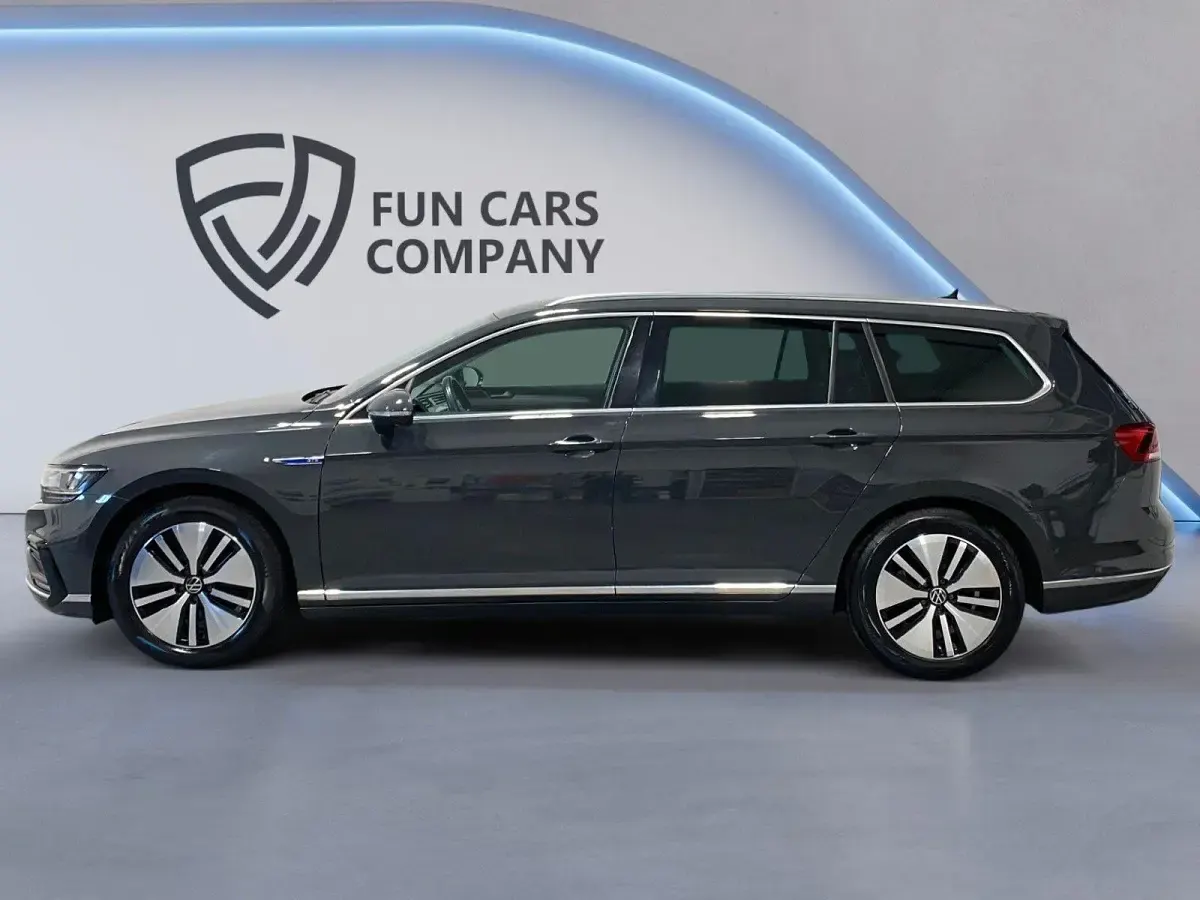 Gebraucht VW Passat GTE 218 PS (160 kW) 2021 Grau Kombi