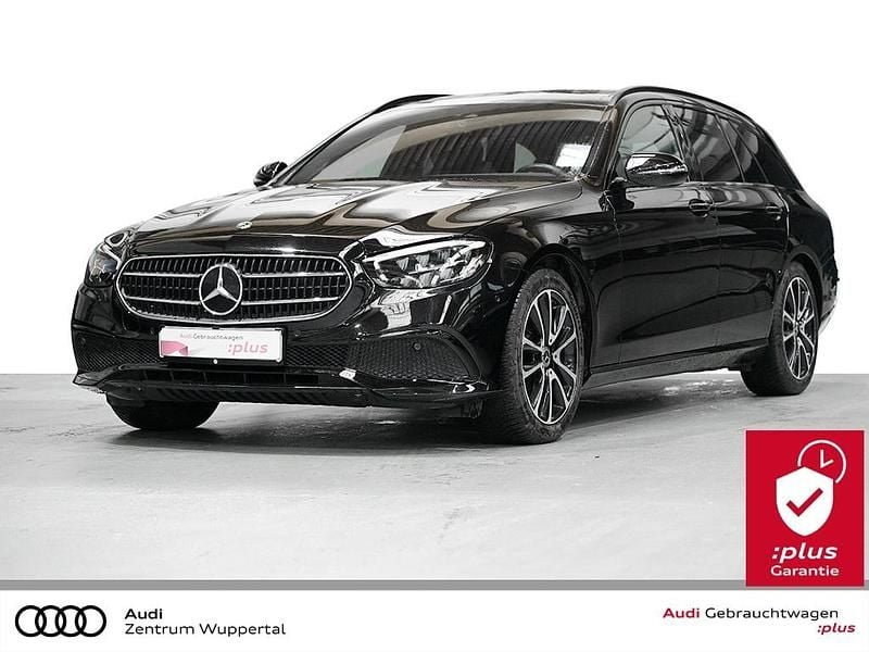 Schwarz Gebraucht 2021 Mercedes E200 Kombi | 31.457 € (Guter Preis) - Bild 1/4