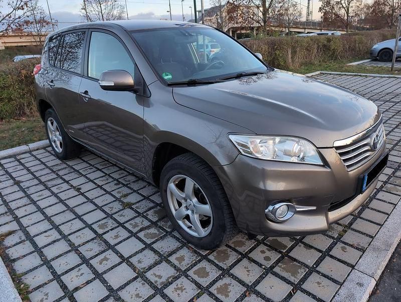 Gebraucht Toyota RAV4 150 PS (110 kW) 2012 Grün SUV