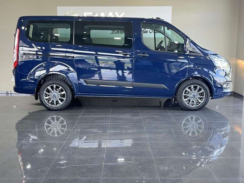 Gebraucht Ford Transit Custom S 185 PS (136 kW) 2022 Blazerblau Kombi
