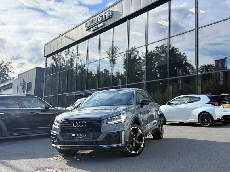 Grau Gebraucht 2017 Audi Q2 Edition .1 SUV | 21.990 € (Etwas zu teuer) - Bild 1/4