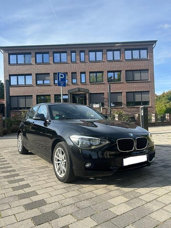 Schwarz Gebraucht 2014 BMW 116 Kleinwagen | 6.000 € (Superpreis) - Bild 1/4