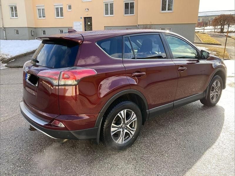 Gebraucht Toyota RAV4 Hybrid Edition-S 197 PS (144 kW) 2016 Rot SUV