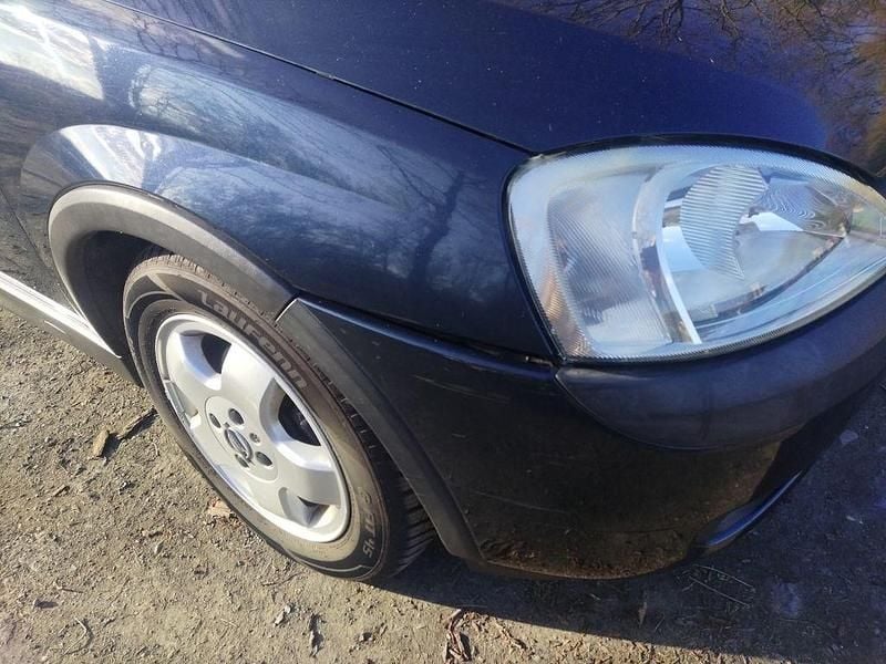 Gebraucht Opel Corsa Elegance 75 PS (55 kW) 2001 Blau Kleinwagen