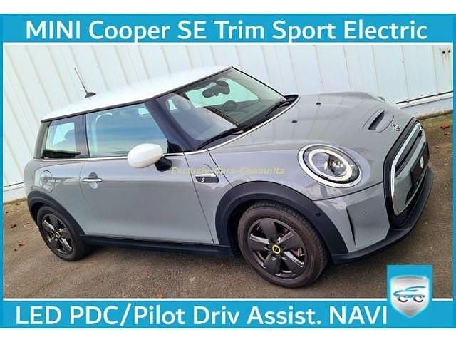 Gebraucht Mini Cooper Sport 135 kW (184 PS) 2022 Hellgrau (moonwalk grey (meta) (metallic) Kleinwagen