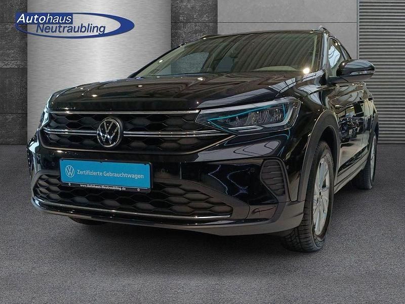 Gebraucht VW Taigo Life 95 PS (69 kW) 2025 (schwarz) deep black perleffekt SUV