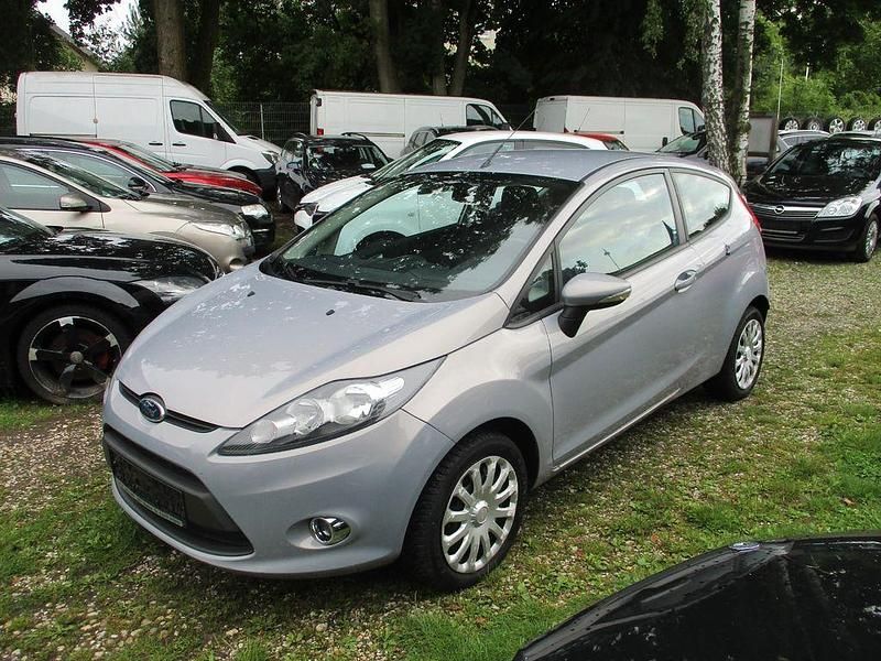 Dark micastone (metallic) Gebraucht 2012 Ford Fiesta Trend Kleinwagen | 5.750 € (Etwas zu teuer) - Bild 1/4