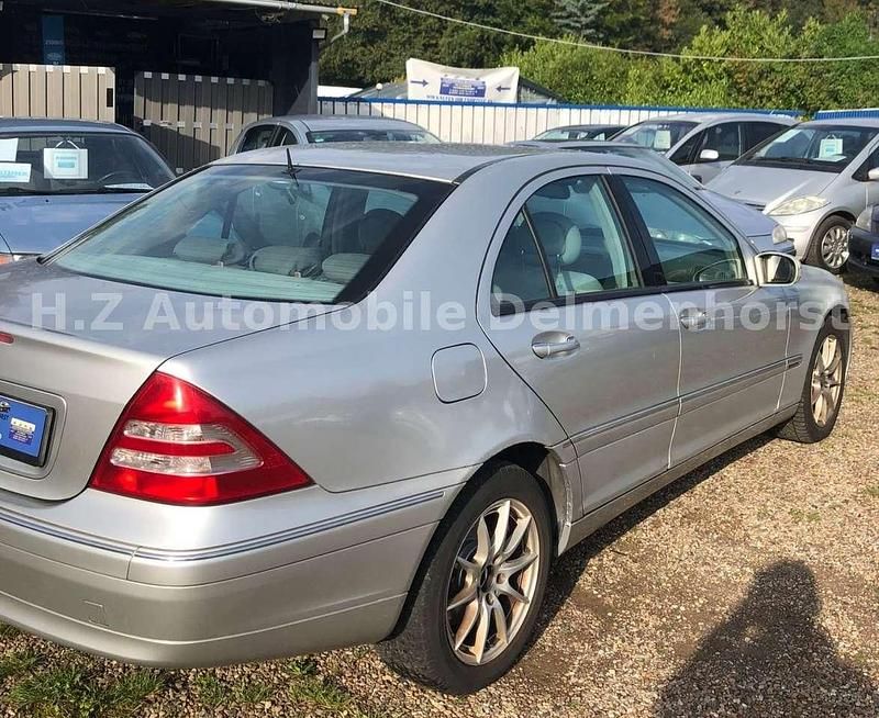 Gebraucht Mercedes C320 Elegance 218 PS (160 kW) 2001 Brillantsilber Limousine