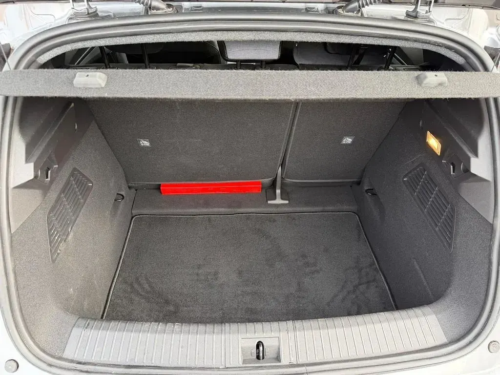 Gebraucht Renault Mégane Equilibre 160 kW (218 PS) 2025 Grau Limousine