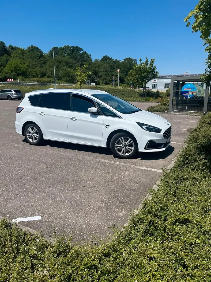 Gebraucht Ford S-MAX S 190 PS (139 kW) 2020 Weiß Van / Kleinbus