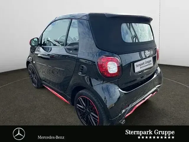 Gebraucht Smart ForTwo Cabrio 90 PS (66 kW) 2019 Schwarz Cabrio