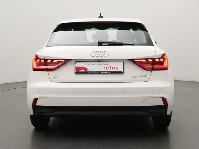 Gebraucht Audi A1 95 PS (69 kW) 2023 Weiss SUV