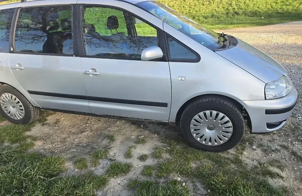 Gebraucht VW Sharan Basis 150 PS (110 kW) 2002 Silber Van / Kleinbus