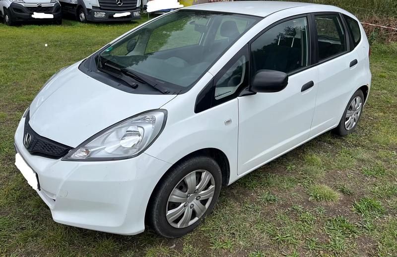 Weiß Gebraucht 2014 Honda Jazz Kleinwagen | 4.888 € (Fairer Preis) - Bild 1/4