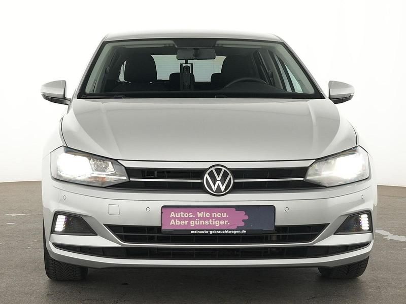 Gebraucht VW Polo Comfortline 95 PS (69 kW) 2021 Reflexsilber Kleinwagen