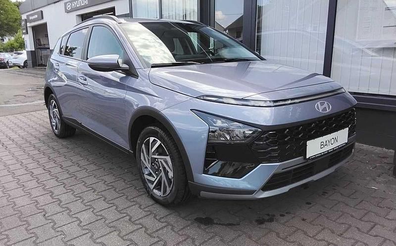 Blau Neu 2025 Hyundai Bayon SUV | 23.990 € (Fairer Preis) - Bild 1/4