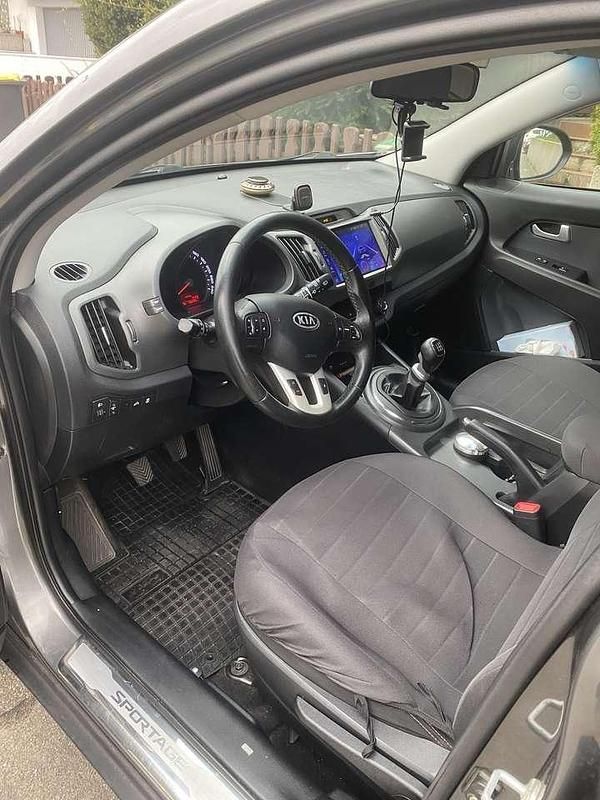 Gebraucht Kia Sportage Vision 116 PS (85 kW) 2012 Grau SUV