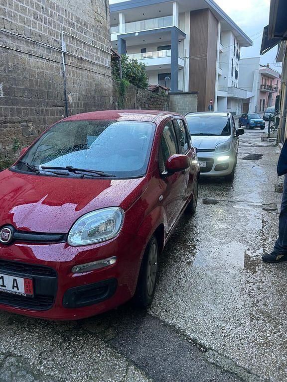 Gebraucht Fiat Panda 69 PS (50 kW) 2015 Rot Kleinwagen