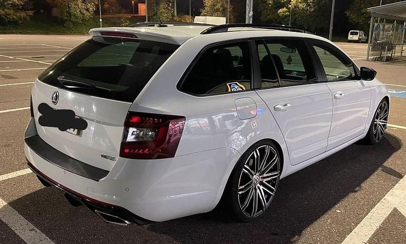 Usado Skoda Octavia RS 184 HP (135 kW) 2017 Carrinha