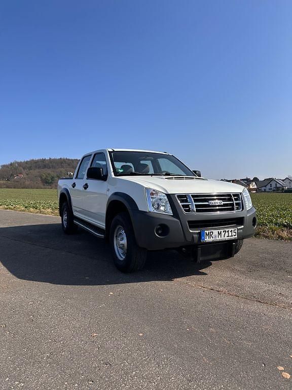 Gebraucht Isuzu D-Max 163 PS (119 kW) 2012 Weiß Pickup