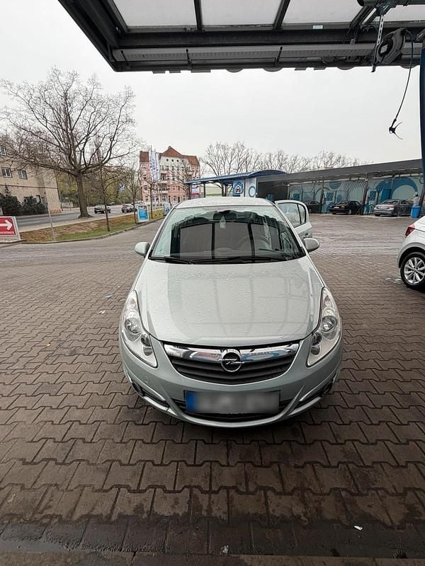 Second-hand Opel Corsa 80 CP (58 kW) 2010 Hatchback