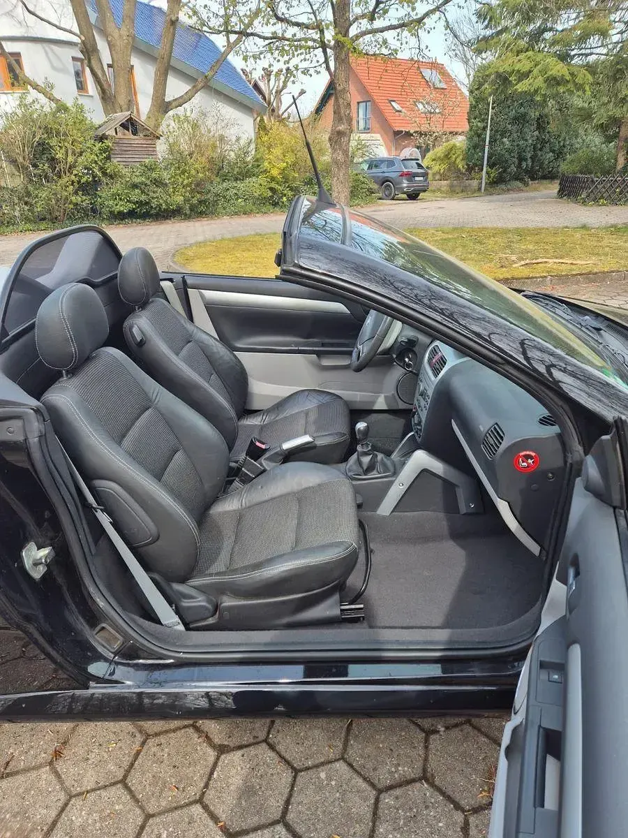 Gebraucht Opel Tigra Edition 90 PS (66 kW) 2009 Schwarz Cabrio