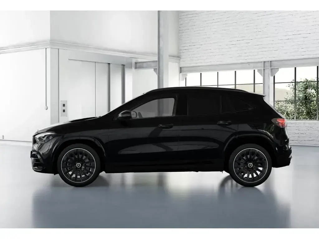 Gebraucht Mercedes GLA200 AMG 150 PS (110 kW) 2025 Metalliclack kosmosschwarz SUV