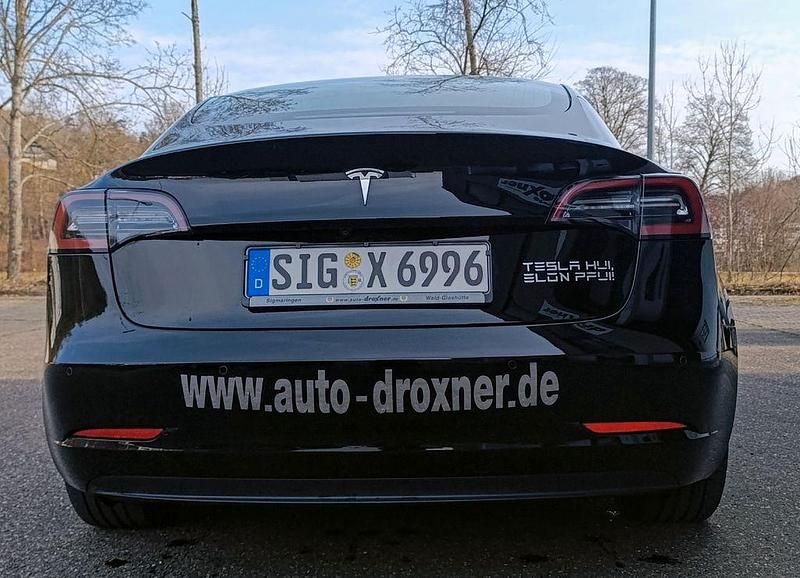 Gebraucht Tesla Model 3 Standard Range Plus 225 kW (306 PS) 2019 Schwarz Limousine