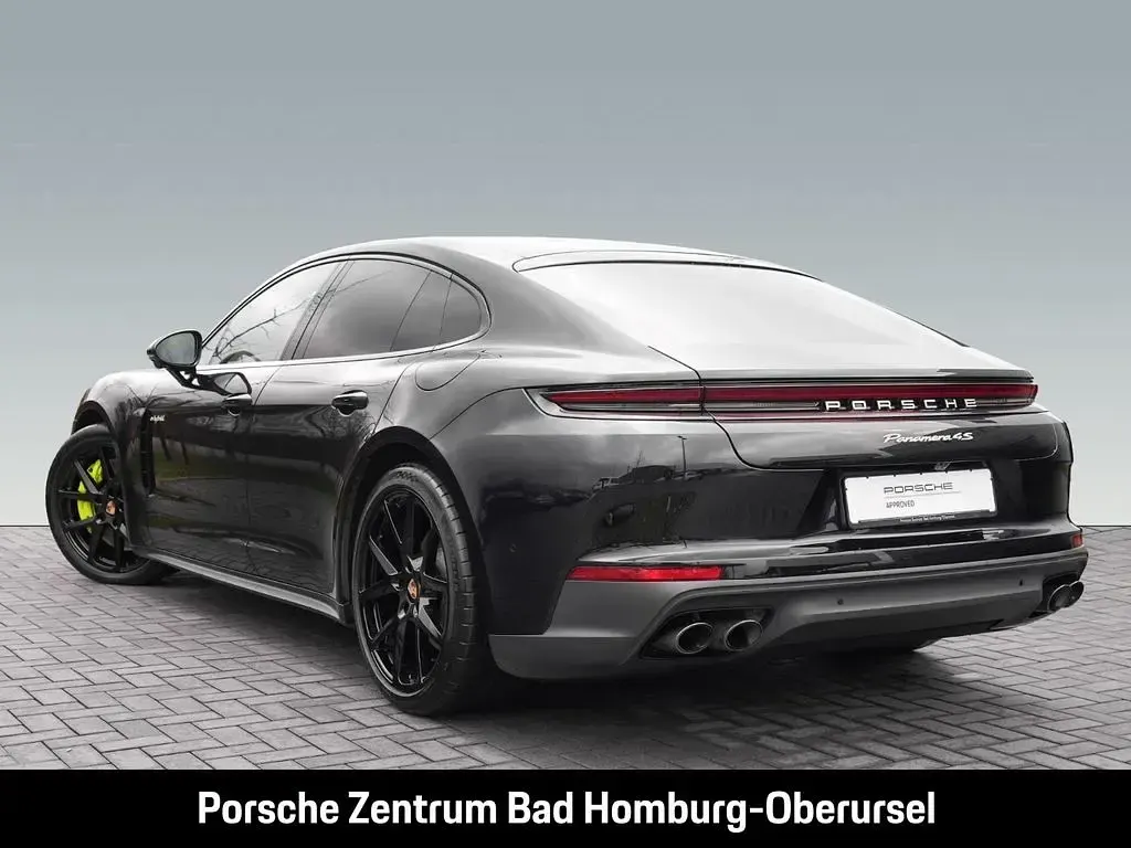 Gebraucht Porsche Panamera 4S E-Hybrid 544 PS (400 kW) 2025 Tiefschwarzmetallic Kleinwagen